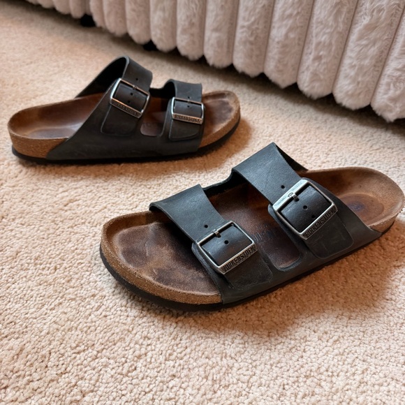 Birkenstock Black Two-Strap Leather Slide Sandals Size 40 - Picture 2 of 10